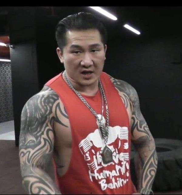 娱乐圈吃瓜博主唠嗑是谁,揭秘“娱乐圈吃瓜博主唠嗑”背后的神秘人物